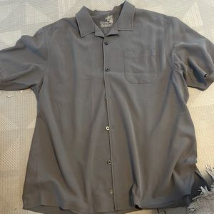 Short sleeve button down